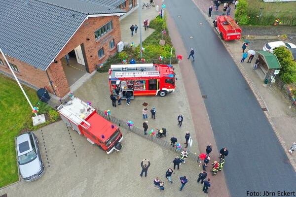 Luftaufnahme Feuerwehrger&auml;tehaus